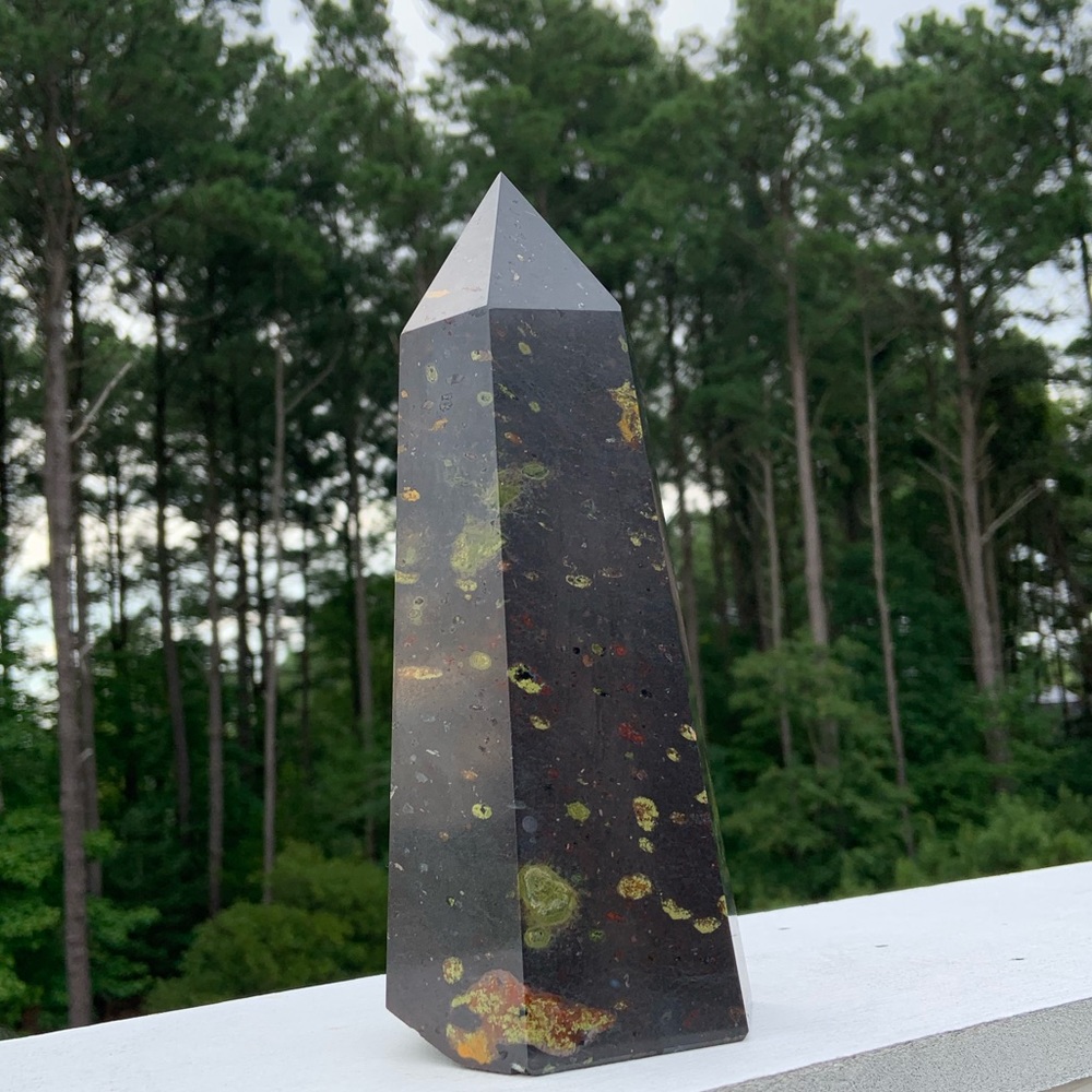 SOLD🔴🔴🔴Polished Plumb Blossom Jade Tower